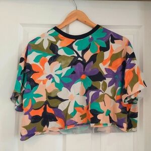 Colourful crop top